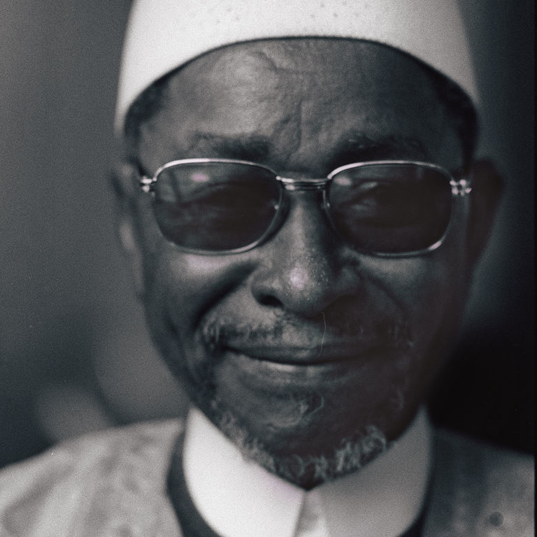 Résultat de recherche d'images pour "amadou hampaté ba"