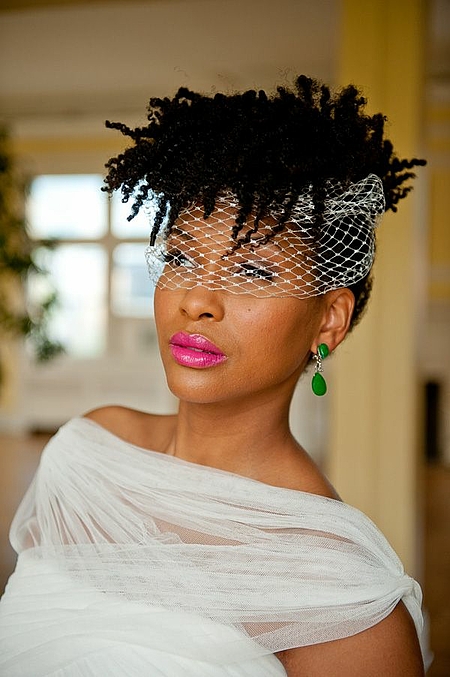 15-ide?es-de-coiffure-sur-cheveux-crepus-pour-mariee-jewanda-9