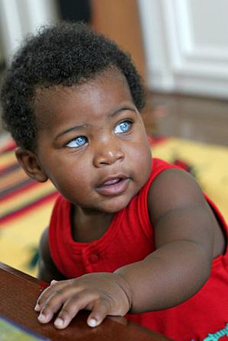 _black_baby_with_blue_eyes