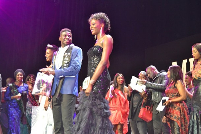 Fatou Mbaye remporte la couronne de Miss Senegal France 2017.