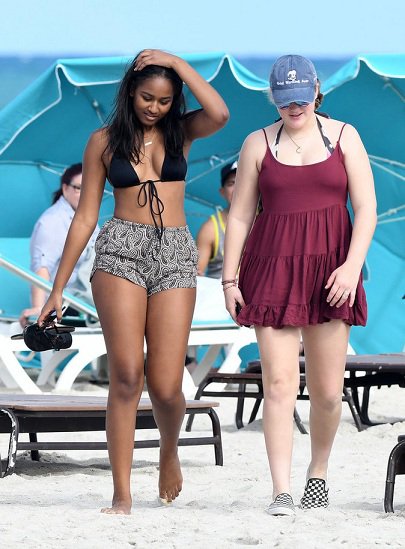 Sasha Obama (9)