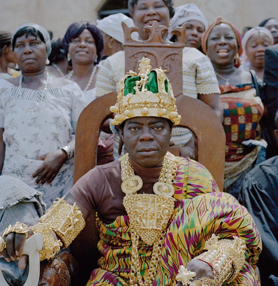 Togbe Ngoryifia Cephas Kosi Bansah roi africain du qui gouverne par skype depuis l allemagne 5 Ce roi africain qui gouverne via Skype depuis lAllemagne Togbe Ngoryifia Céphas Kosi Bansah skype roi monarque Hohoe Ghana allemagne 
